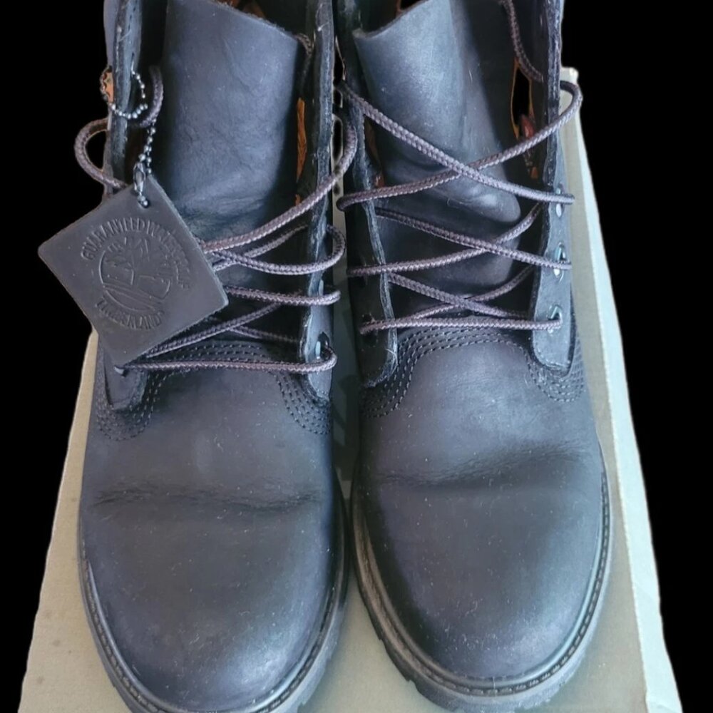 Women's Timberland boots Premium 6 Inch Black Size 7.5 Waterproof Leather